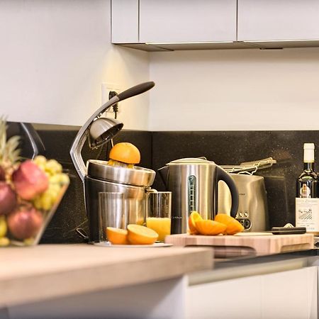 Exclusive 2 Bedroom Apartment Old Town - 2 Baths, Balcony And View - By Prague City Apartments Buitenkant foto