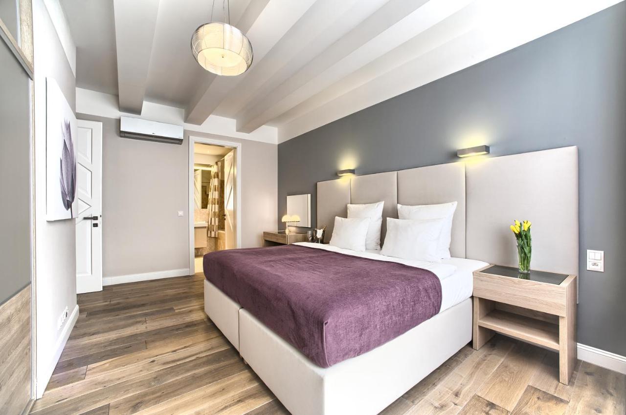 Exclusive 2 Bedroom Apartment Old Town - 2 Baths, Balcony And View - By Prague City Apartments Buitenkant foto