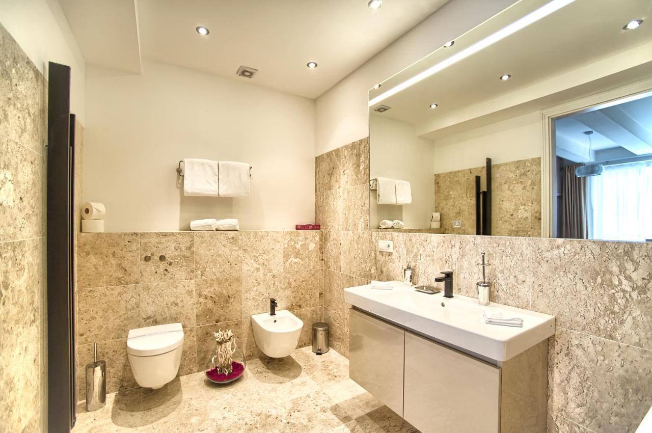 Exclusive 2 Bedroom Apartment Old Town - 2 Baths, Balcony And View - By Prague City Apartments Buitenkant foto