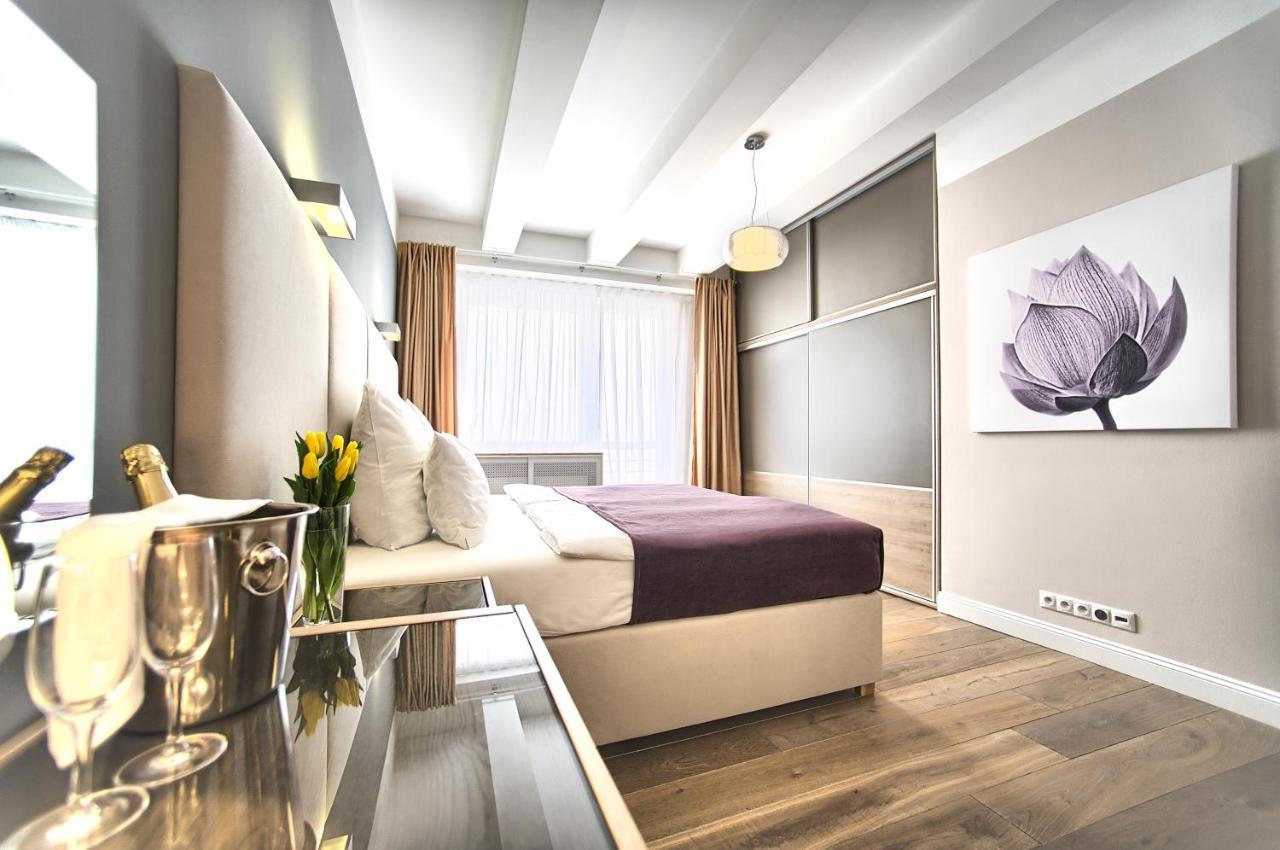 Exclusive 2 Bedroom Apartment Old Town - 2 Baths, Balcony And View - By Prague City Apartments Buitenkant foto