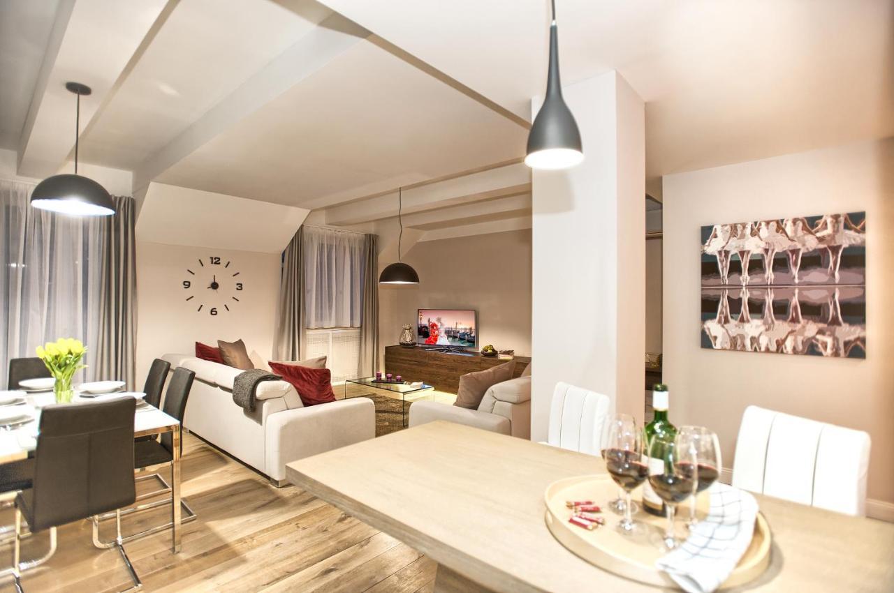 Exclusive 2 Bedroom Apartment Old Town - 2 Baths, Balcony And View - By Prague City Apartments Buitenkant foto